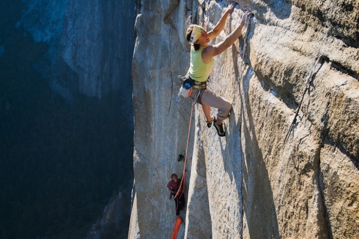 Madaleine free climbing the El Corazon route up El Capitan, Yosemite (Grade VI 5.13b). Photo: Jeremiah Watt