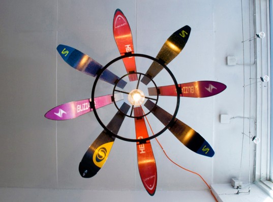 Willem-Heeffer-recycled-ski-chandelier-537x398