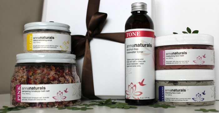 Naturalicious Summer Gift Basket Giveaway products!